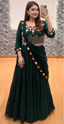 HOUSE OF COMMON Embroidered, Embellished Semi Stitched Lehenga & Crop Top(Green)