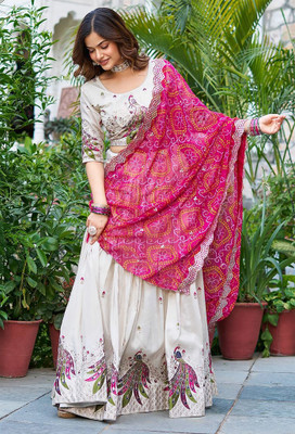 Fabricfantacia Embroidered Semi Stitched Lehenga Choli(White)