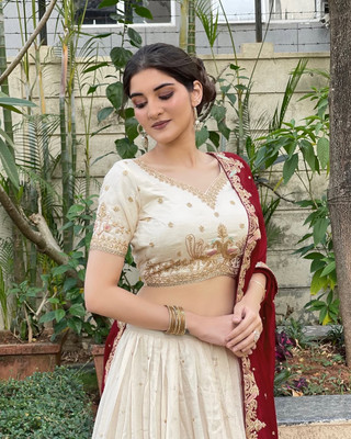 Ethnicset Embroidered Semi Stitched Lehenga Choli(White)