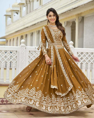 MAN PRIYA TRENDZ Embroidered Semi Stitched Lehenga Choli(Orange)