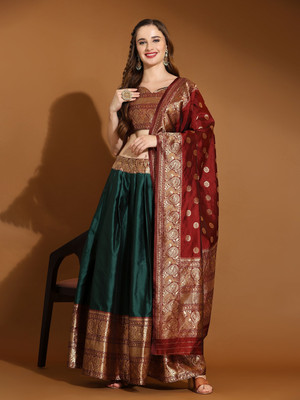 SEMORE Self Design Semi Stitched Lehenga Choli(Green)