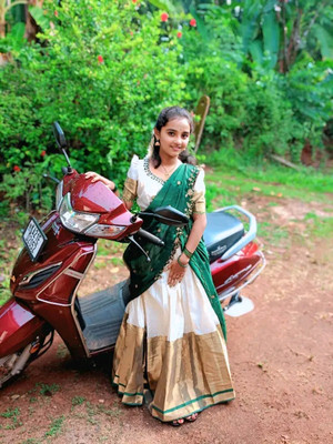SHREE CREATION Self Design Semi Stitched Lehenga Choli(Dark Green)