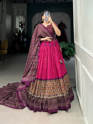 Sanvi Fashion Printed Semi Stitched Lehenga Choli(Pink)