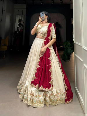 Prahant Embroidered Semi Stitched Lehenga Choli(White)