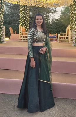 Fabcartz Embellished, Self Design Semi Stitched Lehenga Choli(Dark Green)
