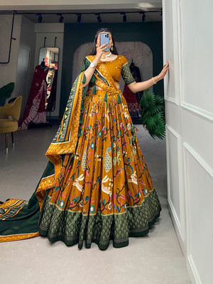 BLANKLOOK Self Design Semi Stitched Lehenga Choli(Yellow)