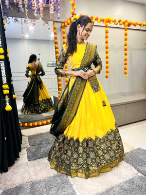 Fabcartz Self Design Semi Stitched Lehenga Choli(Yellow)