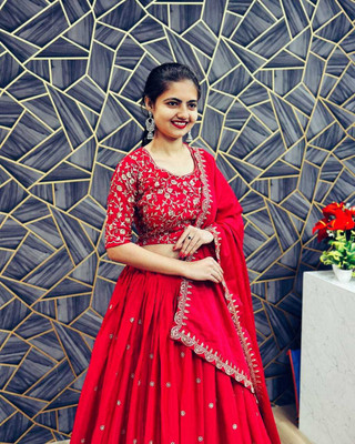 HK TEX Embroidered Semi Stitched Lehenga Choli(Red)