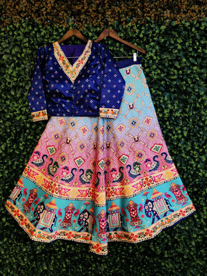 kaizen International Bandhani Semi Stitched Lehenga & Crop Top(Blue)