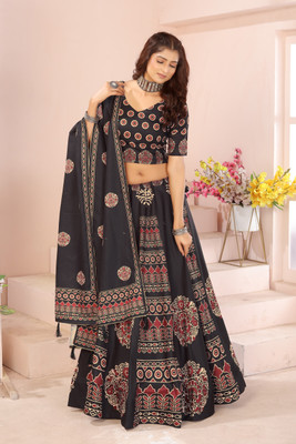 KRISHU ETHNICS Digital Print Semi Stitched Lehenga Choli(Black, Red)
