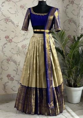 Utsav Fab Self Design Semi Stitched Lehenga Choli(Gold)