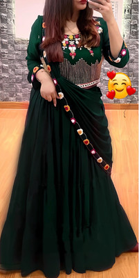 Anjani Textile Embellished Semi Stitched Lehenga & Crop Top(Green)