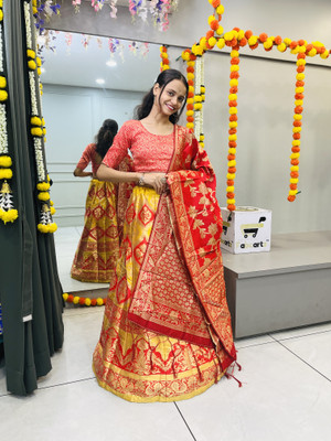 Divastri Self Design Semi Stitched Lehenga Choli(Yellow)