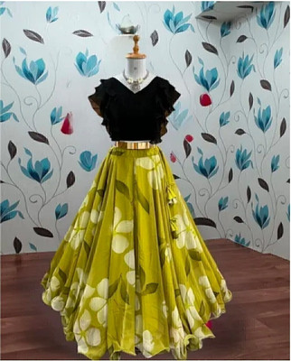 HOUSE OF COMMON Self Design Stitched Lehenga & Crop Top(Green)