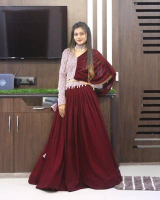 ABHI D DESIGN Embroidered Semi Stitched Lehenga Choli
