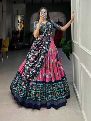 FusionCraftt Floral Print Semi Stitched Lehenga Choli(Multicolor)