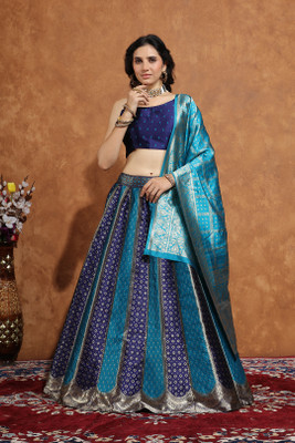 SWAMI STUDIO Self Design Semi Stitched Lehenga Choli(Multicolor)