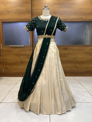 Divastri Self Design Semi Stitched Lehenga Choli(Dark Green)