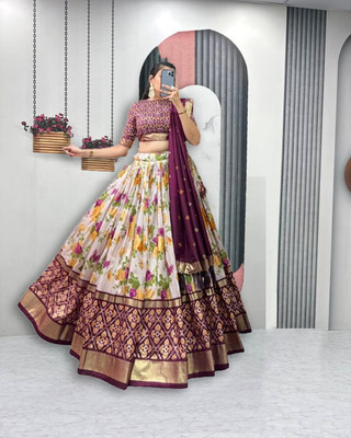 HEM SELLES Self Design Semi Stitched Lehenga Choli(Multicolor)