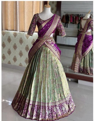 SHREEENATHJICREATION Self Design Semi Stitched Lehenga Choli(Pink)