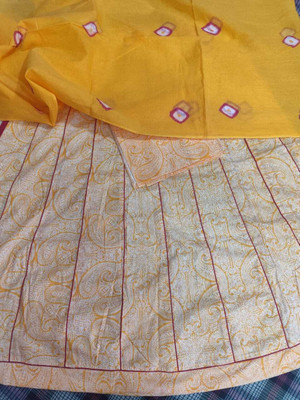 RAJPUTIFABRIC Self Design Semi Stitched Lehenga Choli(Yellow, Red)