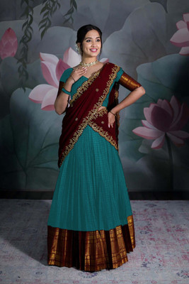 Fabcartz Self Design Semi Stitched Lehenga Choli(Green)