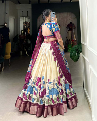 sarathybiz Self Design Semi Stitched Lehenga Choli(Beige)