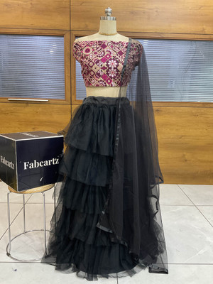 Payu Self Design Semi Stitched Lehenga Choli(Black)