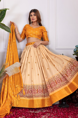 THE PRIVATE LABLE Embellished, Printed Semi Stitched Lehenga Choli(Multicolor)