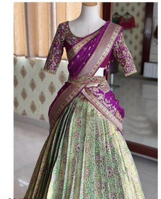 ADESHETHNICWEAR Self Design Semi Stitched Lehenga Choli(Green)