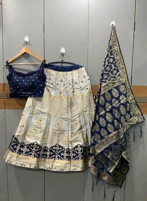 Harshiv Textile Self Design Semi Stitched Lehenga Choli(White)