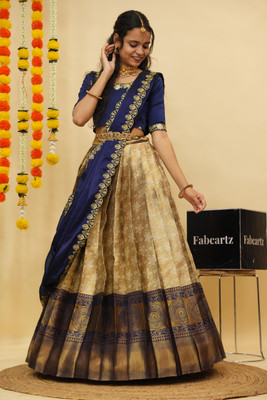 Payu Self Design Semi Stitched Lehenga Choli(Dark Blue)
