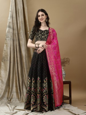 SHREE SANT SAREES Self Design Semi Stitched Lehenga Choli(Black)