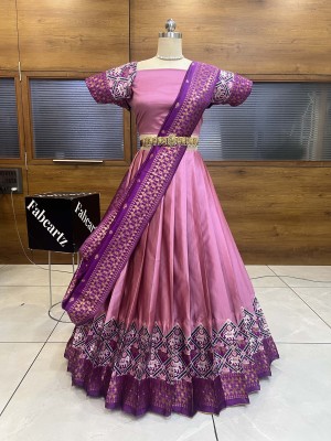 Payu Self Design Semi Stitched Lehenga Choli(Pink)