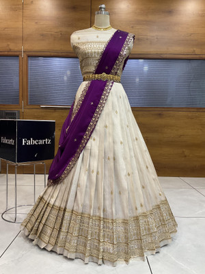 Payu Self Design Semi Stitched Lehenga Choli(Multicolor)