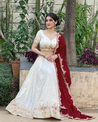 CYNOR ENTERPRISE Self Design Semi Stitched Lehenga Choli(Beige)