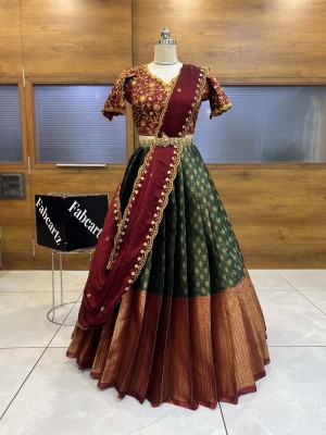 Fabcartz Self Design Semi Stitched Lehenga Choli(Dark Green)