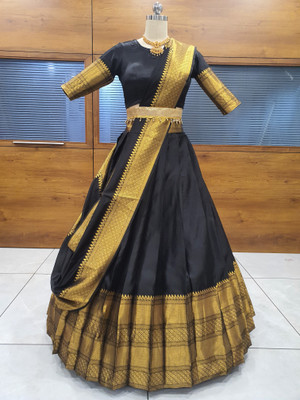 SHREE CREATION Solid, Self Design Semi Stitched Lehenga Choli(Black)