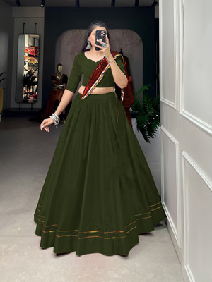 sarathybiz Self Design Semi Stitched Lehenga Choli(Dark Green)