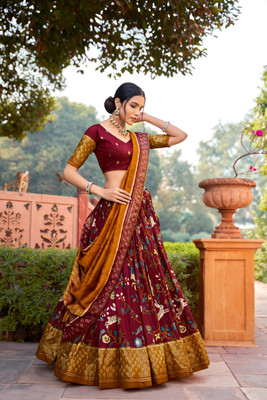 THE PRIVATE LABLE Embellished, Printed Semi Stitched Lehenga Choli(Multicolor)