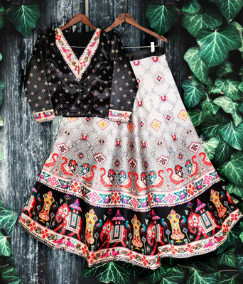 KAHIRAA WHOLETEX Digital Print Semi Stitched Lehenga & Crop Top(Black)