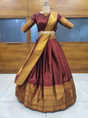 SHREE CREATION Solid, Self Design Semi Stitched Lehenga Choli(Maroon)