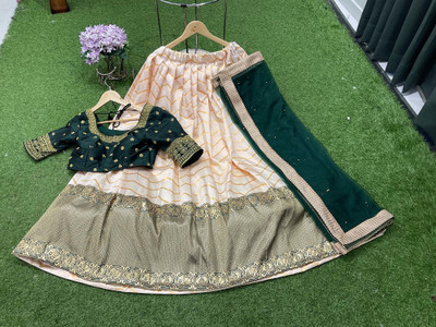 SHREE CREATION Self Design Semi Stitched Lehenga Choli(Dark Green)