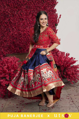 Divastri Self Design Semi Stitched Lehenga Choli(Blue, Red)
