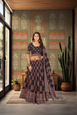 KRISHU ETHNICS Printed Semi Stitched Lehenga Choli(Black, Maroon)