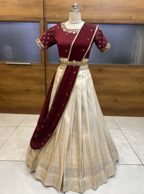 Divastri Self Design Semi Stitched Lehenga Choli(Maroon)