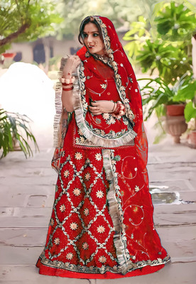 Hemlata Embroidered Semi Stitched Lehenga Choli(Red)