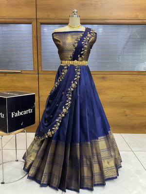SHREE CREATION Solid, Self Design Semi Stitched Lehenga Choli(Blue)