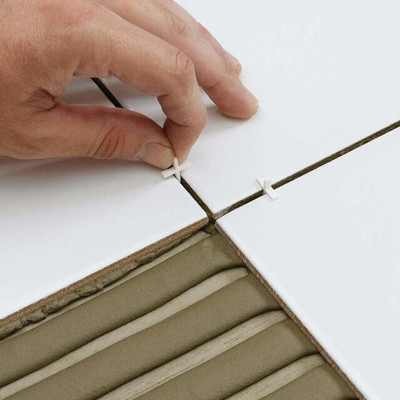 TileMaster 3mm Tile Levelling System Plastic Use for Wall & Floor Tiles Pack of 100 Non-magnetic Line Level(5 cm)