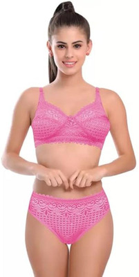 First Glance Lingerie Set